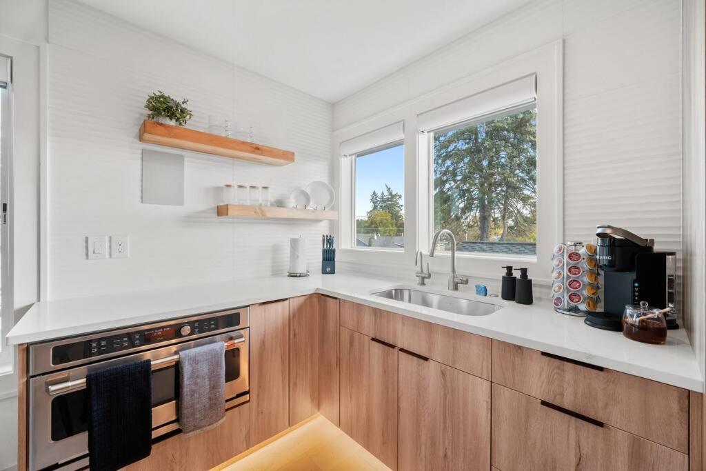 Parkrose Heights Luxury Experience * Portland